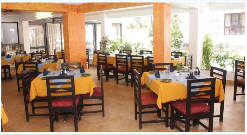 Alor Holiday Resort Calangute Exterior foto